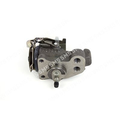 WHEEL CYLINDER LH Front of Front